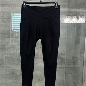 Black High-Waist Performance Leggings